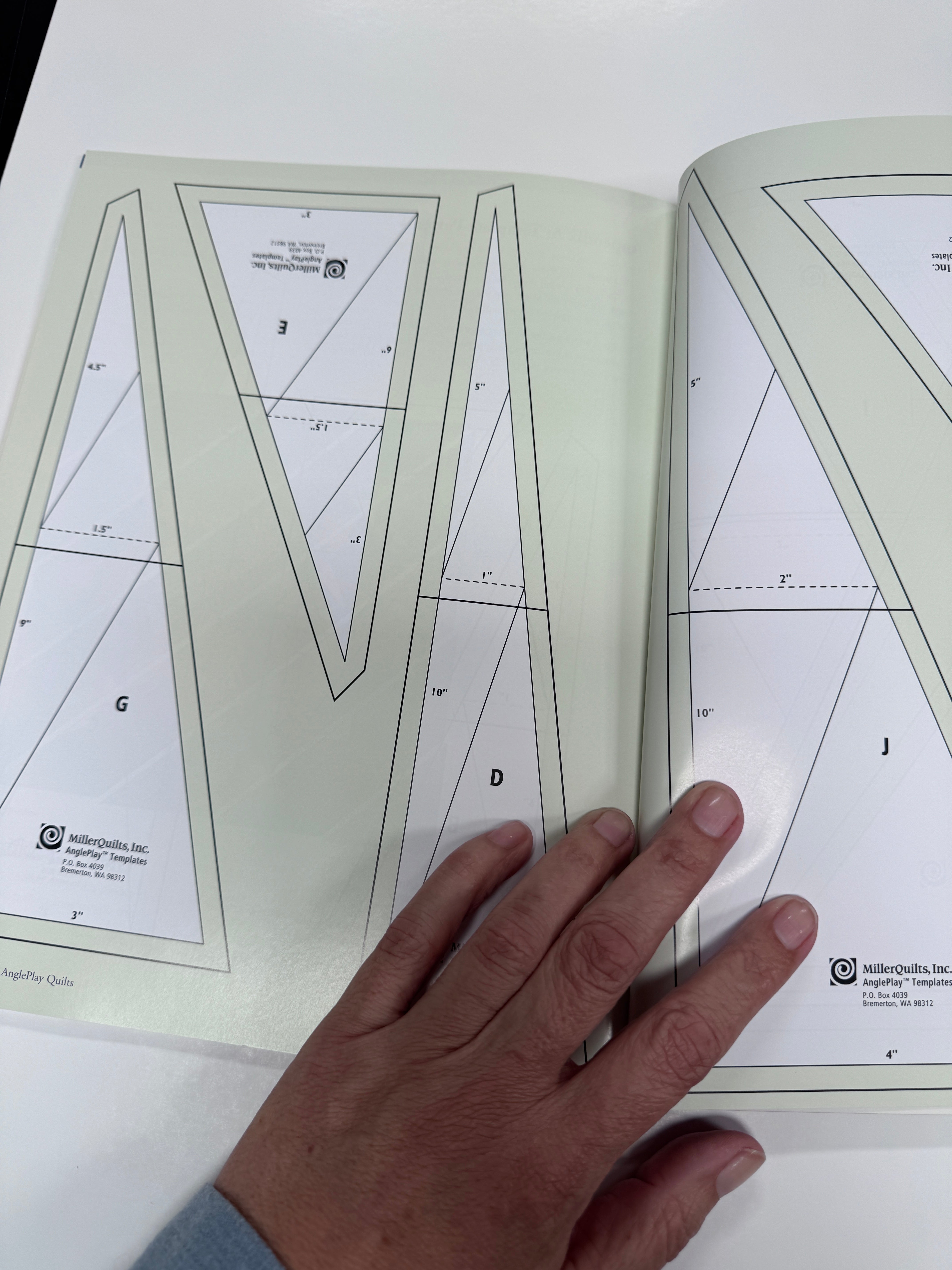 Book - Stunning AnglePlay by Margaret Miller